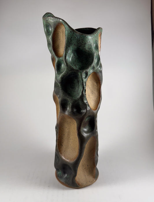 Weathering Vase: Moss