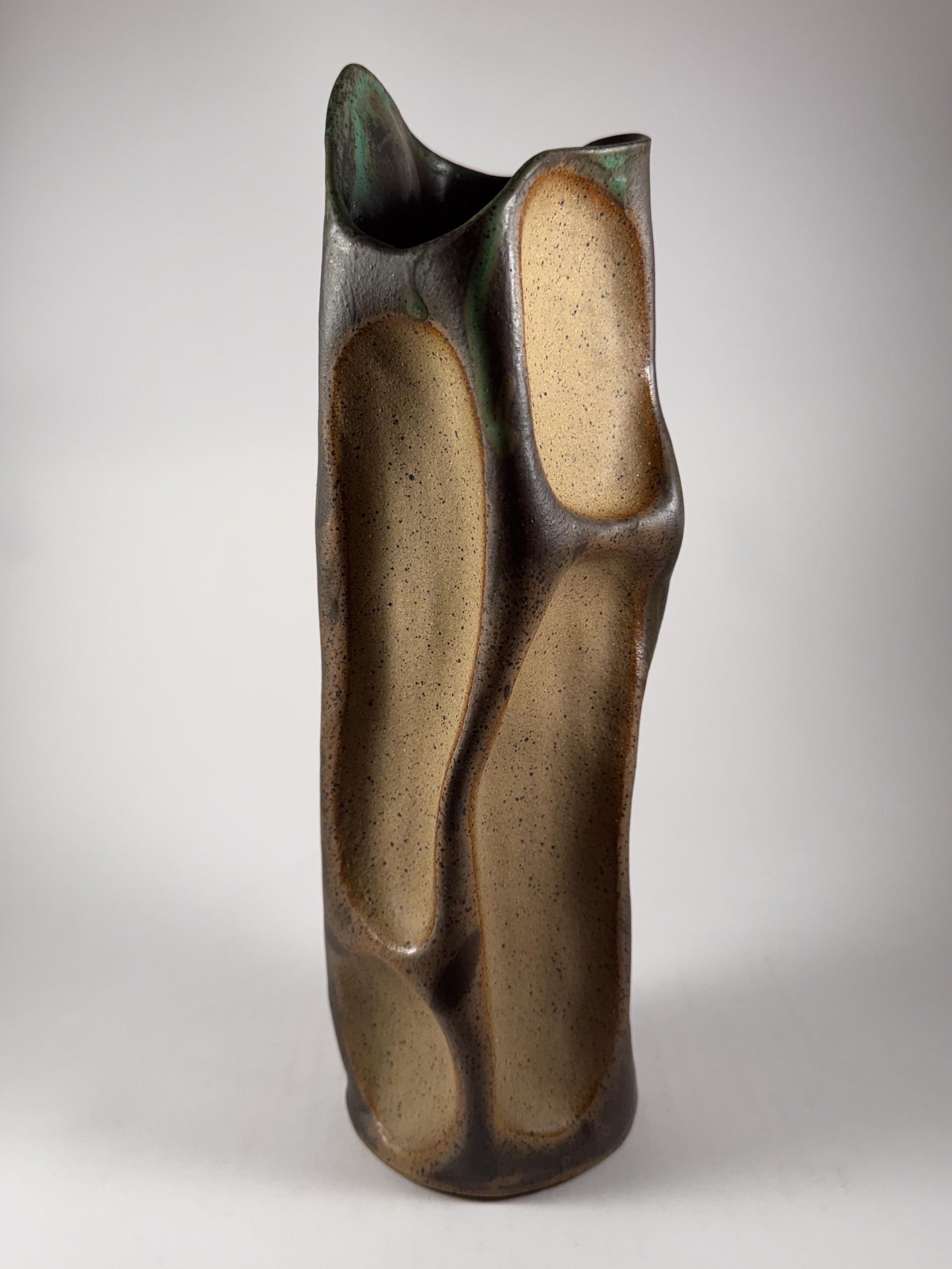 Tafoni Vase: Moss