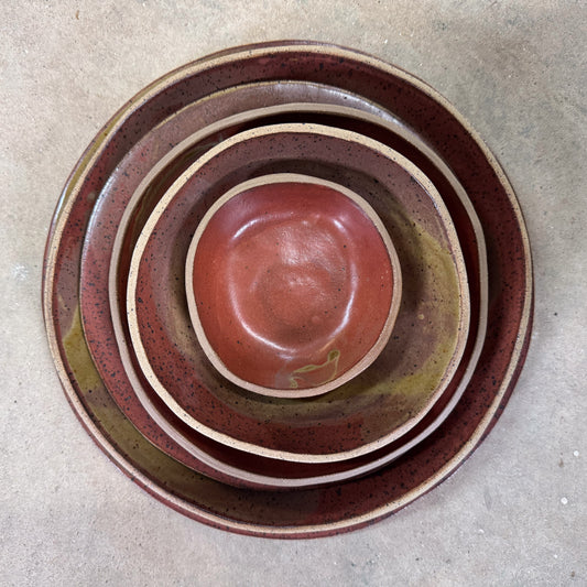 Dulse Dinnerware