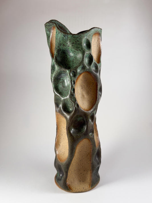 Weathering Vase: Moss